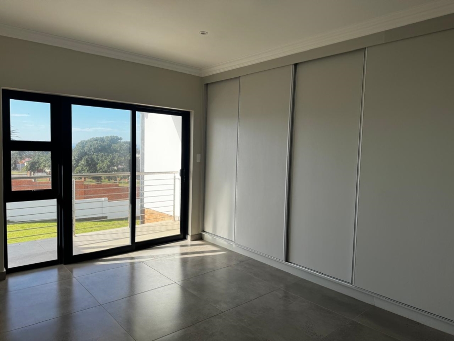 3 Bedroom Property for Sale in Jeffreys Bay Central Eastern Cape